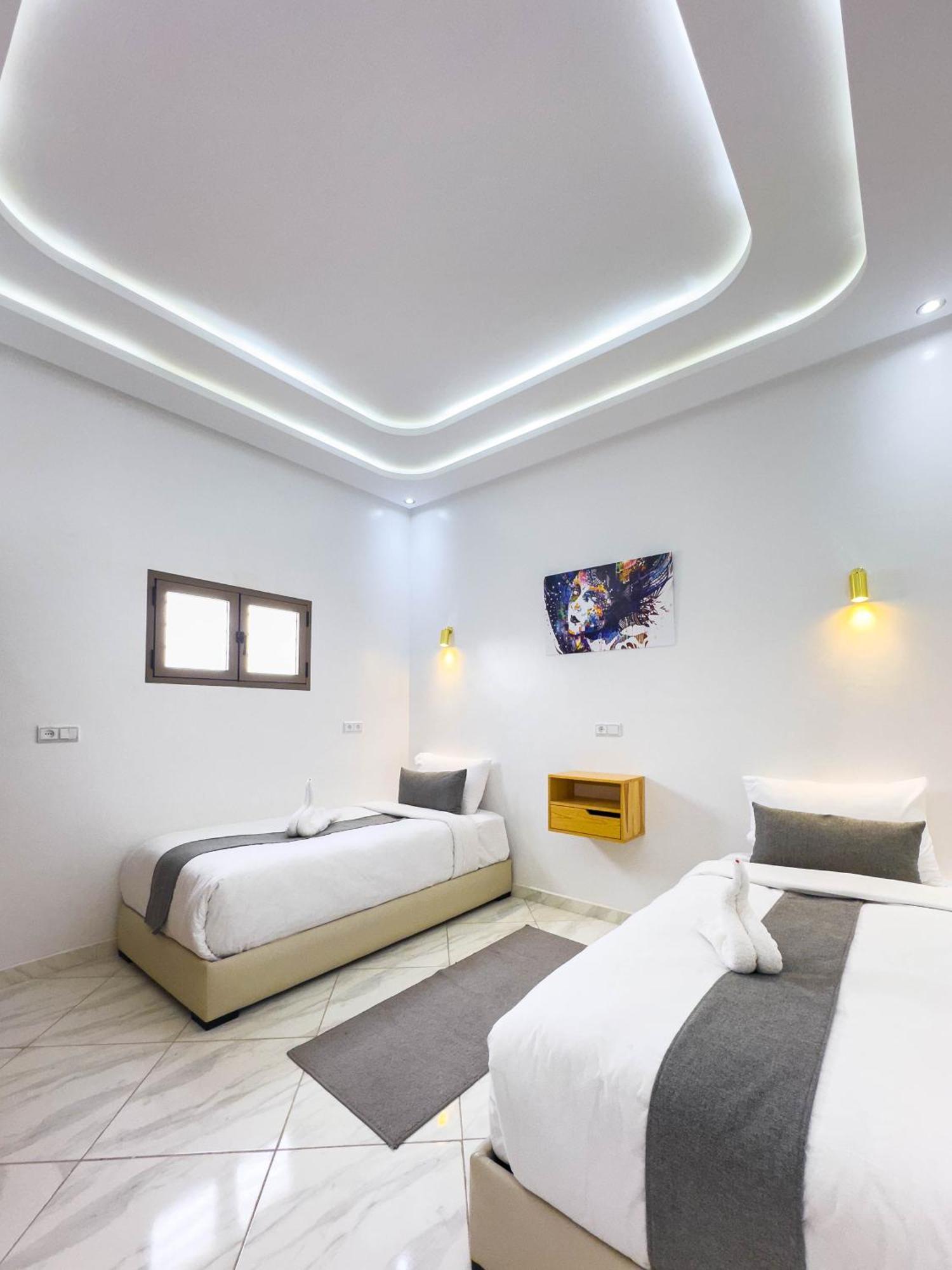 Hotel Apartment America ดาคห์ลา ภายนอก รูปภาพ