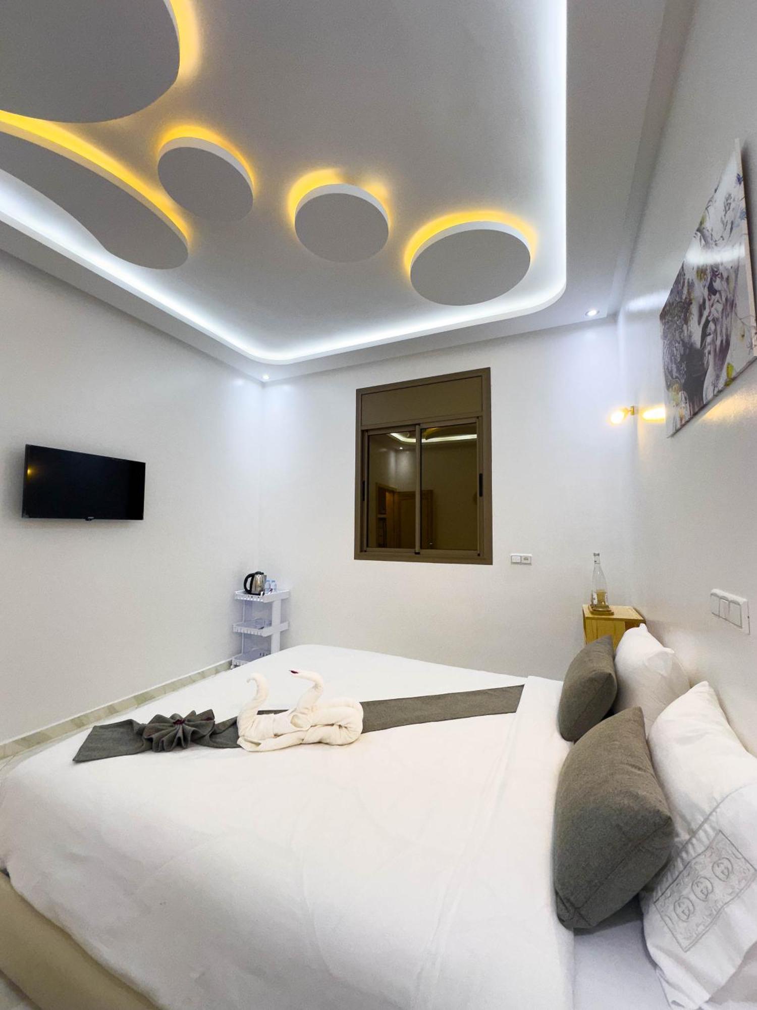 Hotel Apartment America ดาคห์ลา ภายนอก รูปภาพ