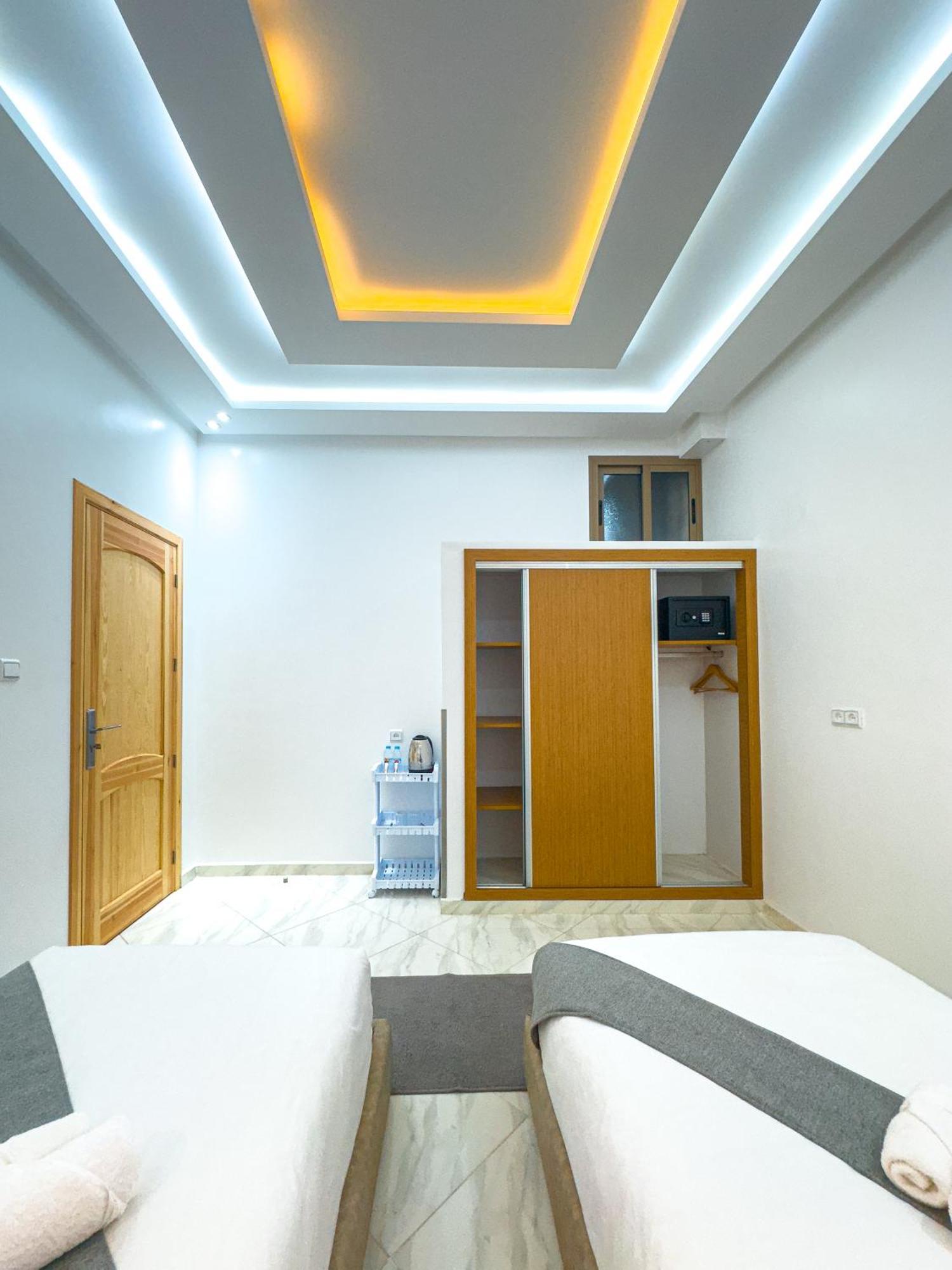 Hotel Apartment America ดาคห์ลา ภายนอก รูปภาพ