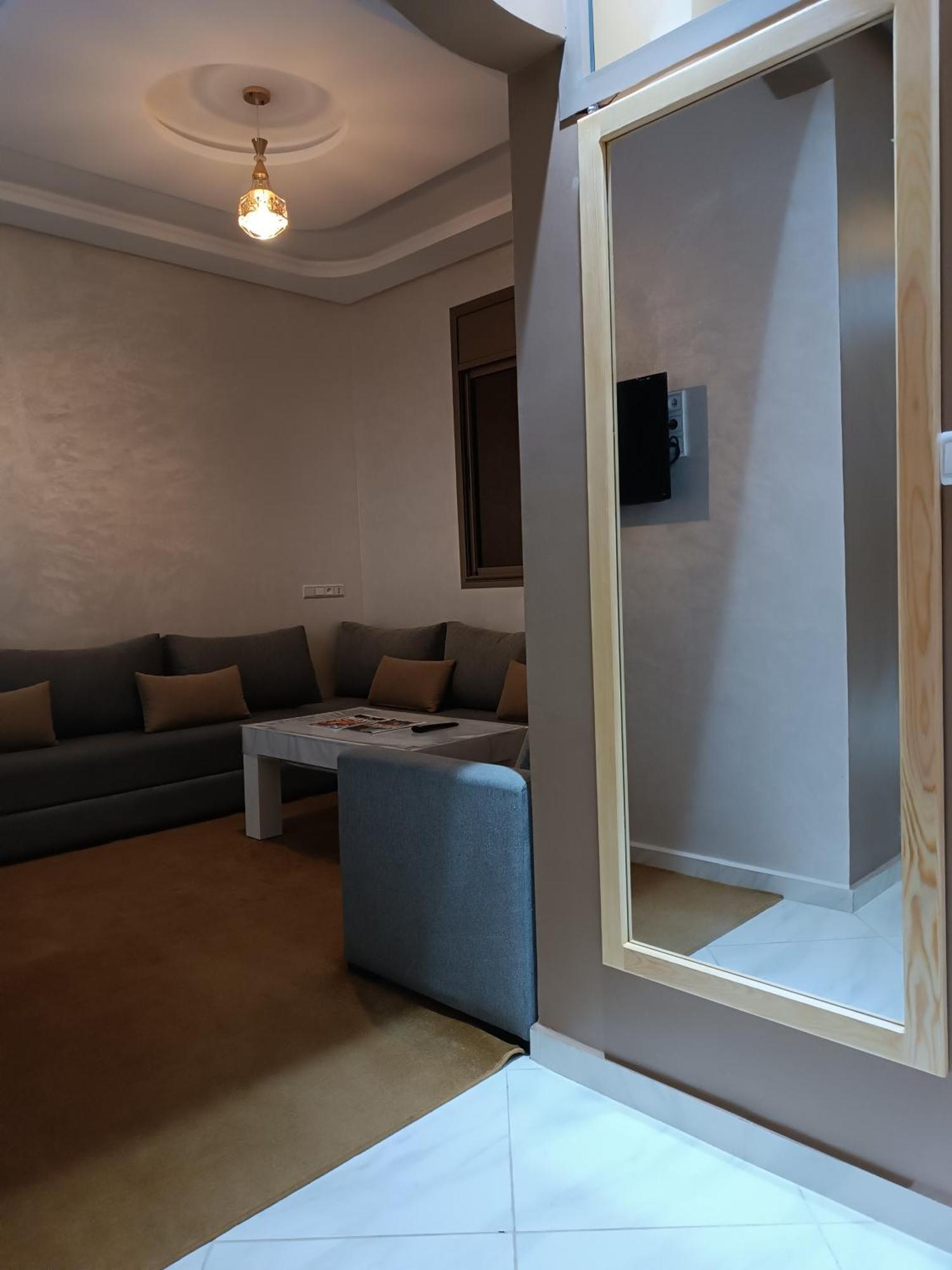 Hotel Apartment America ดาคห์ลา ภายนอก รูปภาพ