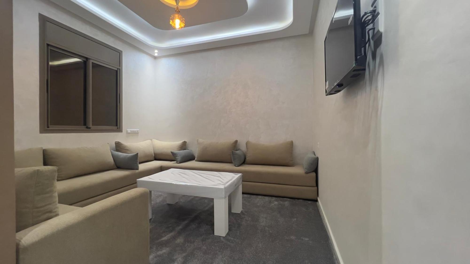 Hotel Apartment America ดาคห์ลา ภายนอก รูปภาพ