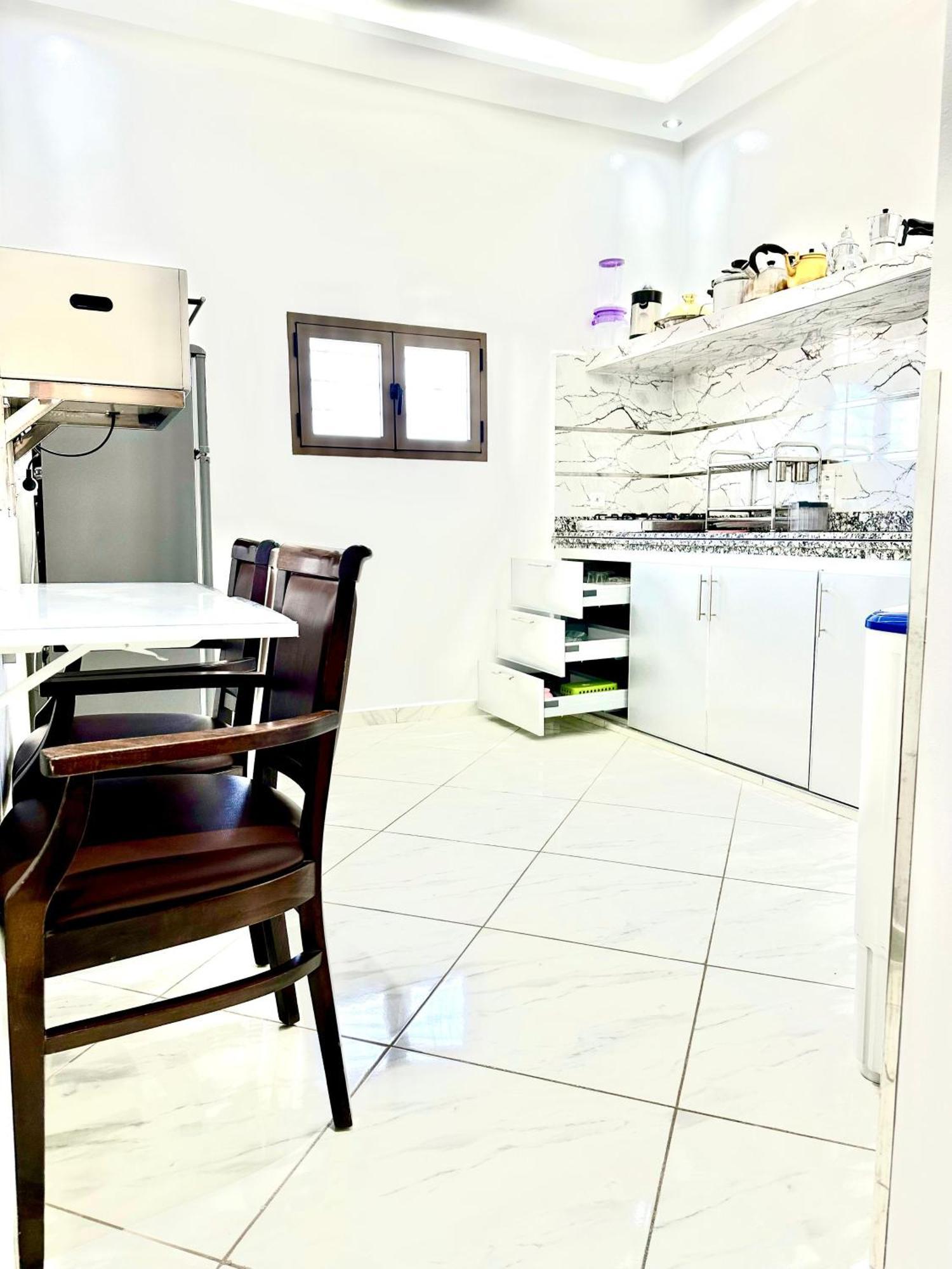 Hotel Apartment America ดาคห์ลา ภายนอก รูปภาพ